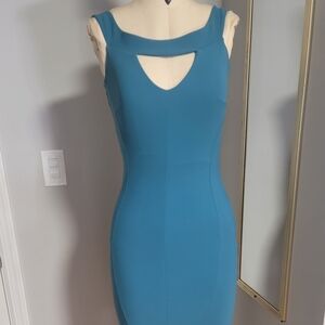 Elegant Teal Sleeveless Dress